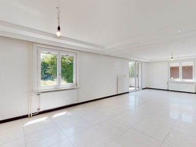 Spacieuse villa individuelle rénovée avec grand jardin potager image 4