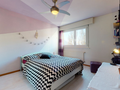 Magnifique duplex surplombant la ville de Sion! image 6