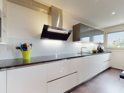 Spacieux appartement contemporain dans quartier résidentiel image 6