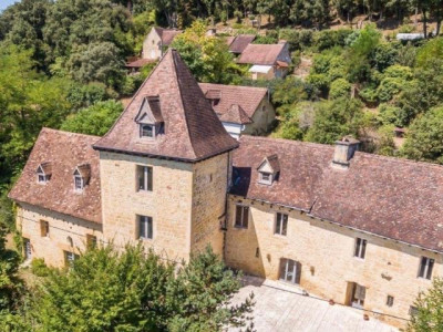 En Exclusivité ! Un château en Dordogne image 1