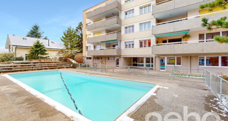 Très bel appartement proche du centre avec terrasse et piscine commune image 1