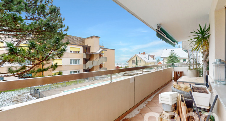 Très bel appartement proche du centre avec terrasse et piscine commune image 11