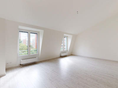 Helle 4.5-Zimmer Maisonette Wohnung an zentraler Lage image 3