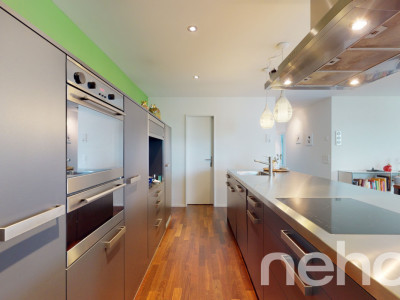 Gemütliche 3.5-Zimmer-Wohnung mit verglaste image 3