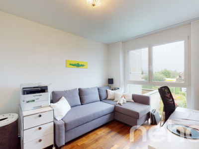 Gemütliche 3.5-Zimmer-Wohnung mit verglaste image 7