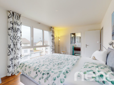 Gemütliche 3.5-Zimmer-Wohnung mit verglaste image 8