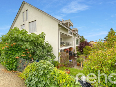 Gemütliche 3.5-Zimmer-Wohnung mit verglaste image 12