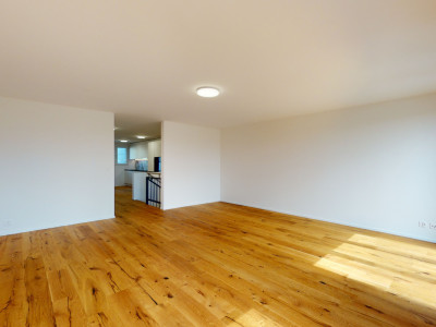 Frisch renoviertes Haus mit privaten Garten image 6