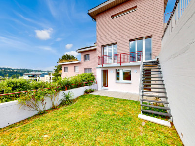 Frisch renoviertes Haus mit privaten Garten image 12