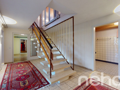 Besonderes Einfamlienhaus mit Landreserve und traumhafter Aussicht image 9