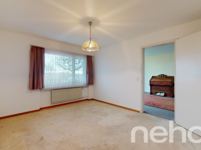 Besonderes Einfamlienhaus mit Landreserve und traumhafter Aussicht image 11