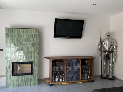 Hochwertig renovierte Gartenwohnung mit hellen Räumen an bester Lage! image 4