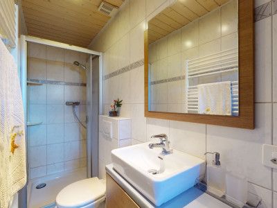 Maison de charme 5 pièces au centre dOllon image 7