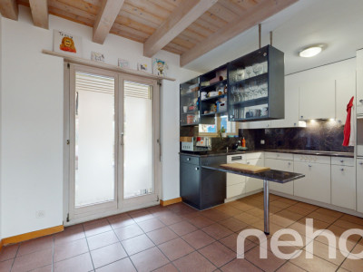 Einzigartiges 2-Familienhaus mit Gewerberäumen und tollem Garten image 9