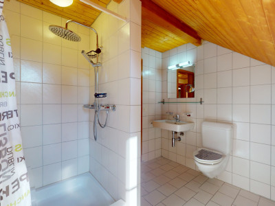 Idyllisches 5.5-Zimmer Doppeleinfamilienhaus an ruhiger Lage image 11