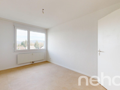 Moderne 4.5-Zimmerwohnung mit sonnigem verglastem Balkon in Roggwil image 5