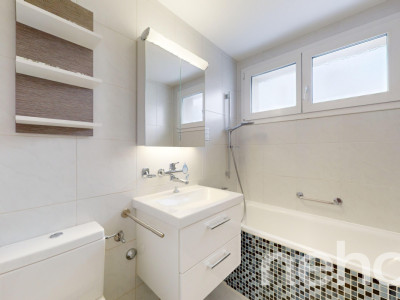 Moderne 4.5-Zimmerwohnung mit sonnigem verglastem Balkon in Roggwil image 6