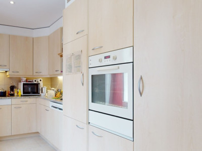 Unique et exclusif à Neuchâtel grande maison avec jardin image 4