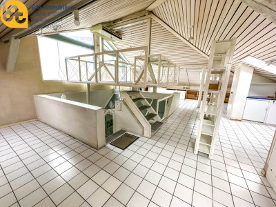 Sierre - bureau loft aux combles avec ample terrasse - Gobet image 4