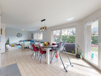 Splendide 3.5 pièces contemporain avec jardin privé, situé à Savièse image 2