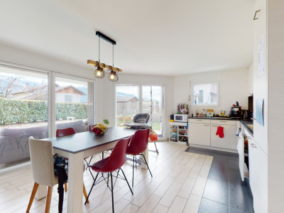 Splendide 3.5 pièces contemporain avec jardin privé, situé à Savièse image 3