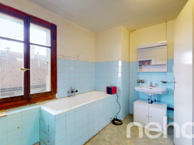 Exclusif: Petit immeuble mixte à transformer image 9