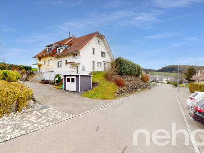 6.5-Zimmer Doppeleinfamilienhaus mit grosszügigem Garten image 2