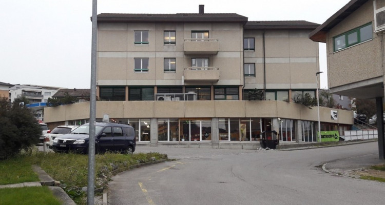 Commerce à 180 m gare CFF image 6