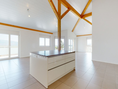 Rare! Bel attique traversant avec vue dégagée ? image 6