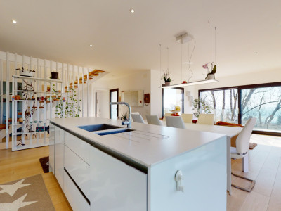 Superbe demeure offrant une vue imprenable sur le lac de Neuchâtel ! image 2