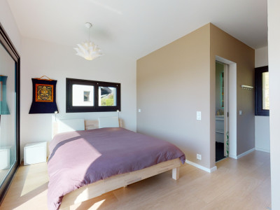 Une vue imprenable sur le lac de Neuchâtel ! image 9