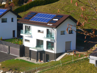 Une vue imprenable sur le lac de Neuchâtel ! image 12