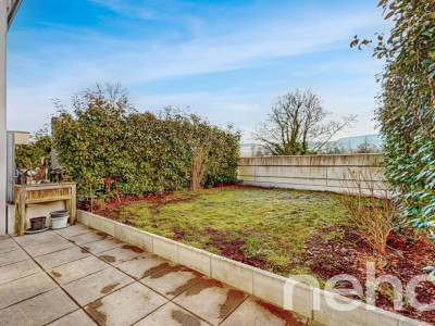 Charmante et lumineuse villa mitoyenne, comme neuve! image 2