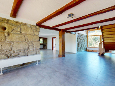 Ancienne ferme transformée comprenant 2 logements & piscine intérieure image 9