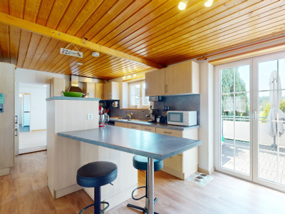 Fabelhaftes 9-Zimmer-Haus mit Einliegerwohnung und Pool image 5