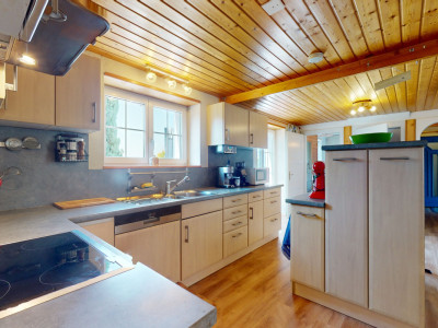 Fabelhaftes 9-Zimmer-Haus mit Einliegerwohnung und Pool image 7