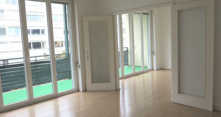 SPACIOUS APPARTMENT, AMAISING VIEW, VERY GOOD QUALITY OF LIFE image 2