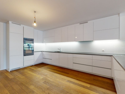 Neuwertige 3.5-Zimmer-Loftwohnung mit Atelier image 4