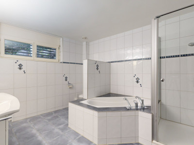 Neuwertige 3.5-Zimmer-Loftwohnung mit Atelier image 9