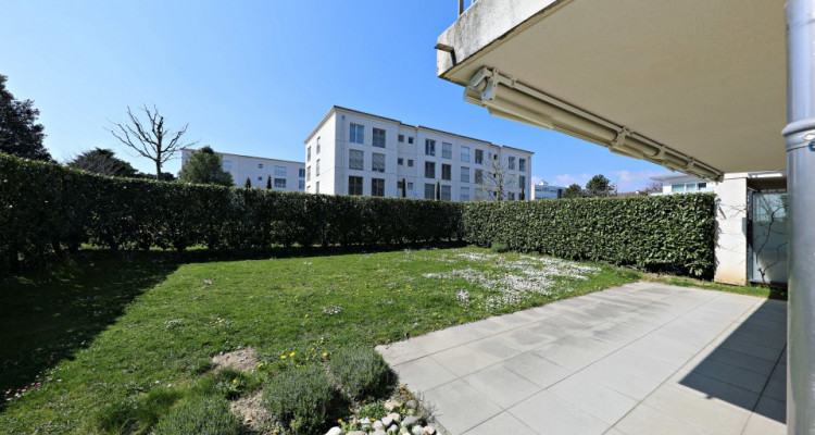 Magnifique appartement 108m2 avec jardin de 145m2-St Prex image 1