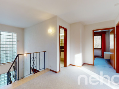 Grosszügiges Einfamilienhaus an stadtnaher Lage image 7