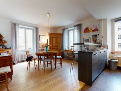 Appartement lumineux à 2 min à pieds de la Gare et jardin commun image 3