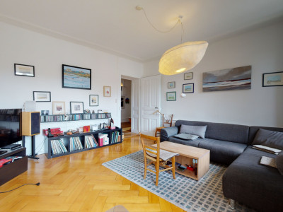 Appartement lumineux à 2 min à pieds de la Gare et jardin commun image 5