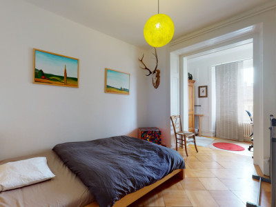 Appartement lumineux à 2 min à pieds de la Gare et jardin commun image 6