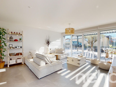 Exclusif : magnifique villa mitoyenne à l?état de neuf image 3