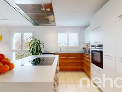 Aussergewöhnliche Maisonette-Wohnung: Wohnen wie im Einfamilienhaus! image 2