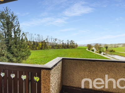 177 m2 grosse Maisonette-Wohnung mit unverbaubarem Blick in Hochfelden image 12