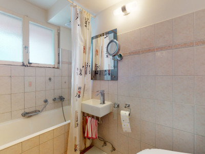 Charmant appartement traversant avec 3 balcons à Clarens-Montreux image 9