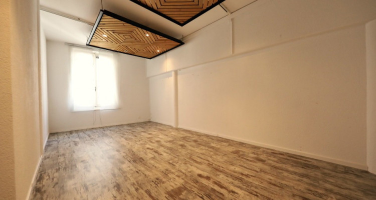 Bureaux de prestige ou cabinet médical  - Place de la Riponne image 3