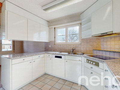 4.5-Zimmer Wohnung mit Fernblick an familienfreundlicher Wohnlage image 5